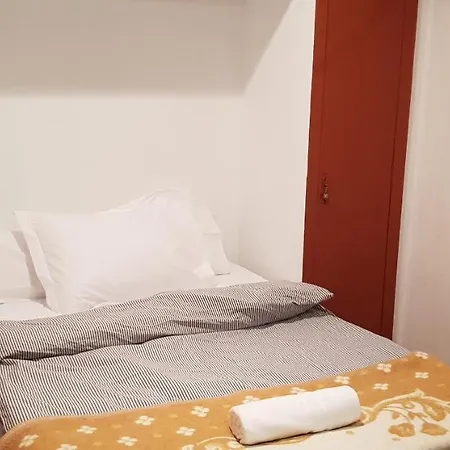 Kontxa Guesthouse-3