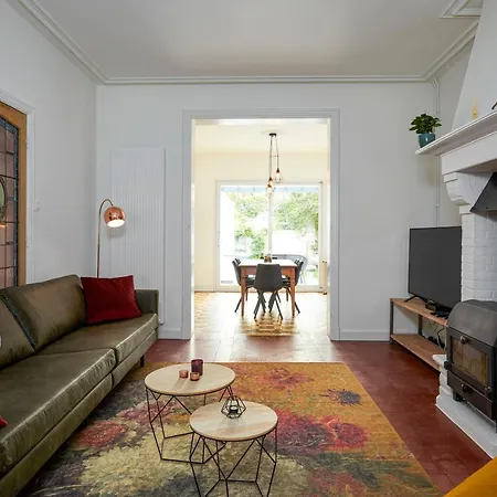 Trendy, authentieke woning met groot terras en tuin-2