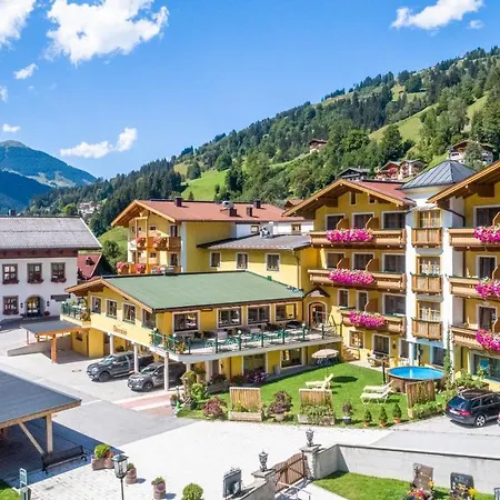 Hotel Oberwirt - Das herzliche Hotel-3