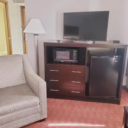 Blackstone Lodge And Suites-2