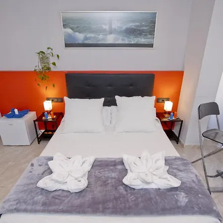 Barcelona City Centre Hostal-2