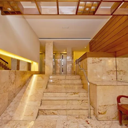 Barcelona City Seven Hostal-2