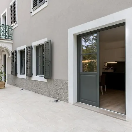 Residence La Torre con private park-3