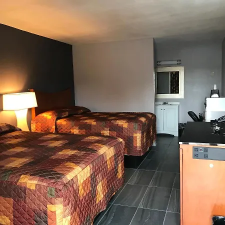 Budget Inn & Suites-2