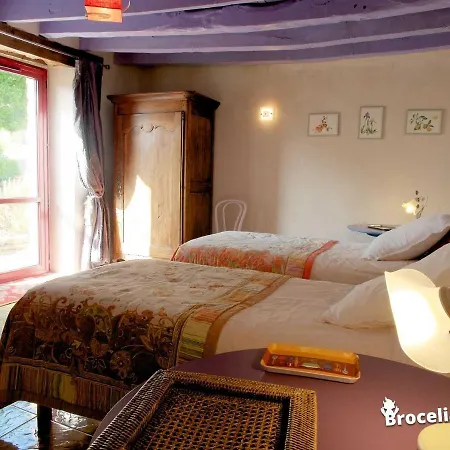 Chambres d'Hôtes Logis de l'Etang de l'Aune-3