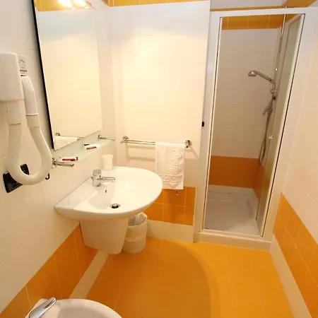 Hotel Laura-2