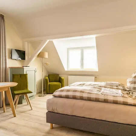 Haus Emma Doppelzimmer Sanddorn-2