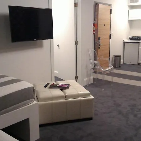 Chelsea Star Hotel-3