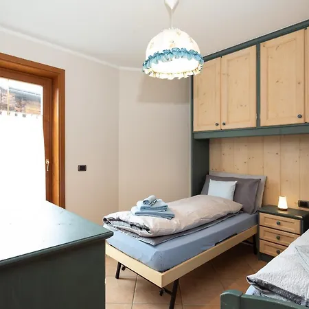 Holiday House Livigno-3