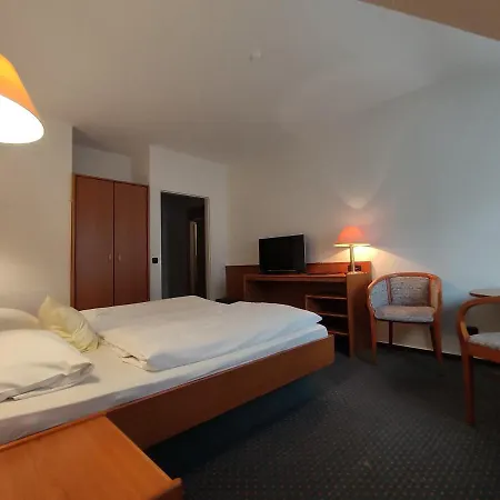 Condi Hotel-2