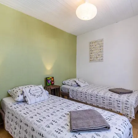 The Crew House La Ciotat-3