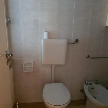 Appartamento Viserba-2