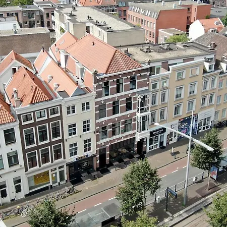 Boutique Hotel First City-3