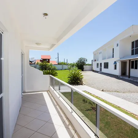 Apartamentos Praia Campeche 50m do mar-2