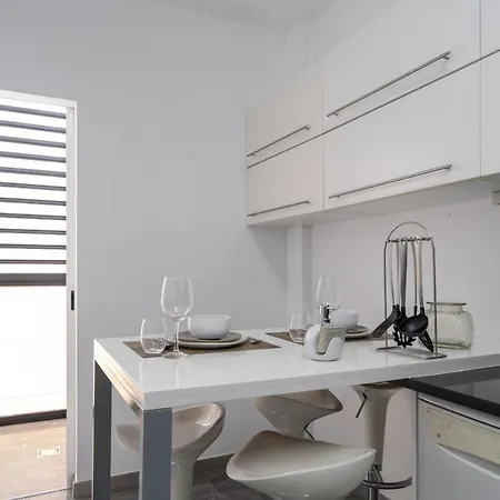 City View Apartment By Homie-3