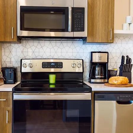 Riverfront Park Travel Apartments-2