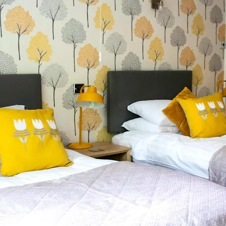 Acorn Lodge Harrogate-3