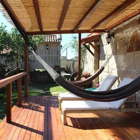 Relax en el Paraíso con vistas al mar y a la montaña Casa Rural A Gorgoriña-3