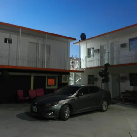 Consul Suites-2