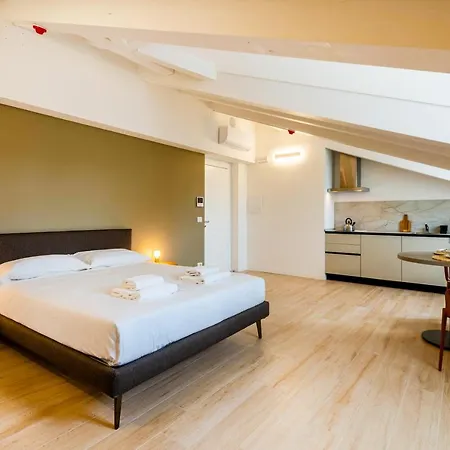 JOIVY Premium Apartments - Trieste Mazzini-3