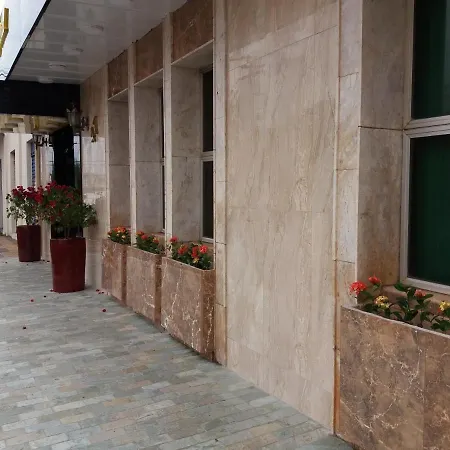 Hotel Vila Real-3