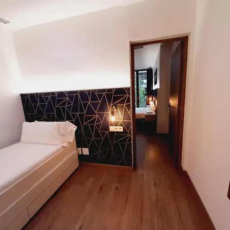Hostal Laia By Gaiarooms-2