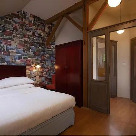 Charles Bridge Heritage Suites By Salvator Hotels-2