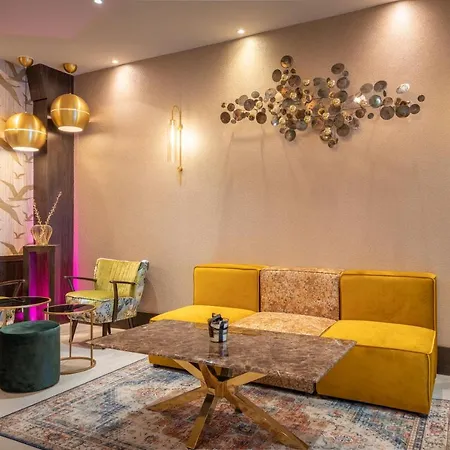 Hotel Oscar-3