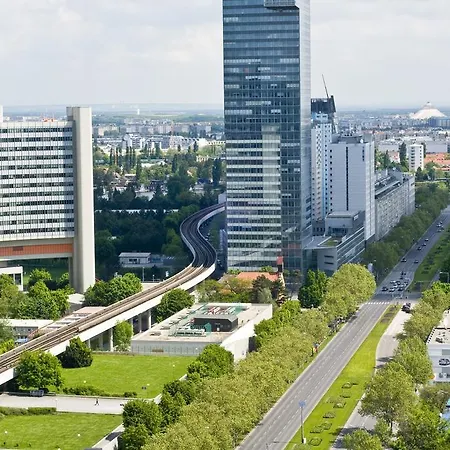 Park Inn By Radisson Uno City Vienna-2