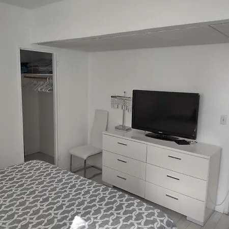 Tides Apt On Hollywood Beach-2