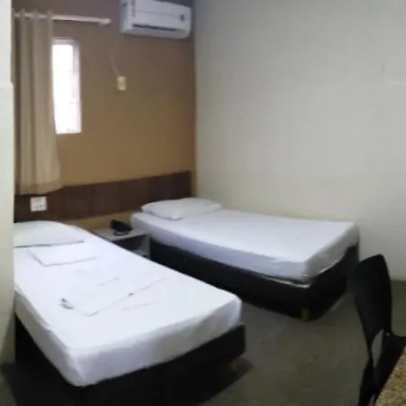 Hotel Uzi Praia-2
