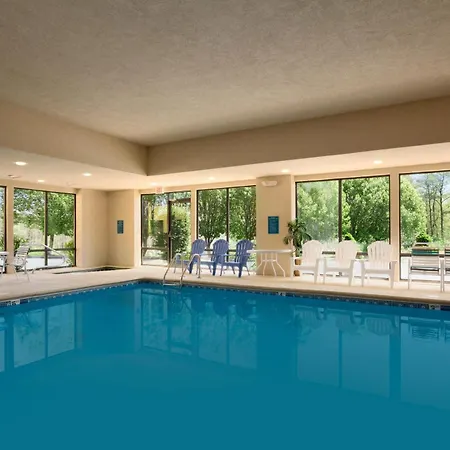 Baymont By Wyndham Crossville-3