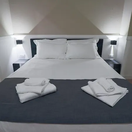 Elisabeth Boutique Rooms-3