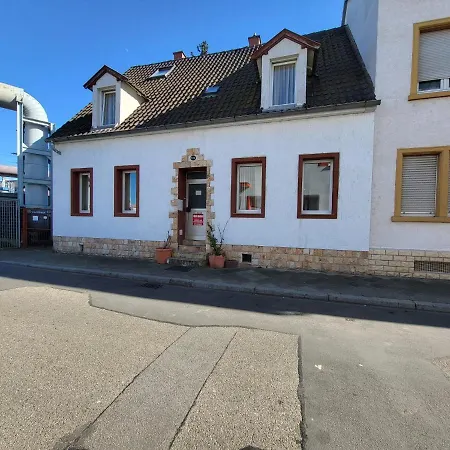 Pension Haus Baron 1 Neckarau-2