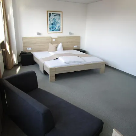 Businesshotel&Appartements Stuttgart-Vaihingen-2