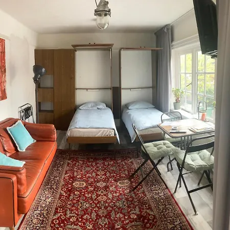 city-apartment een hele verdieping voor jezelf midden in het centrum-2