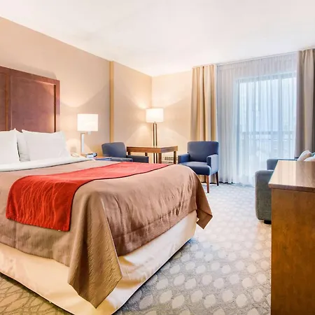Comfort Inn Fallsview-3
