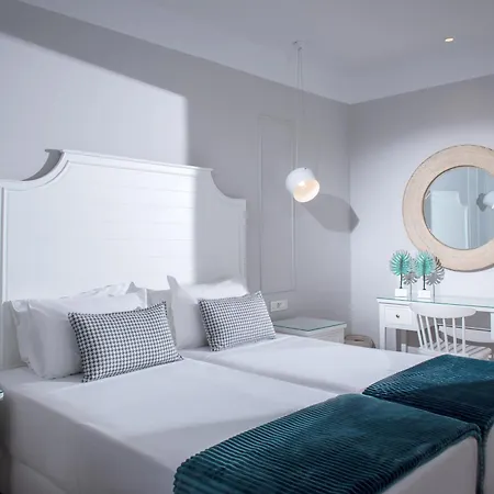 Mari Kristin Beach Hotel (Adults Only)-3