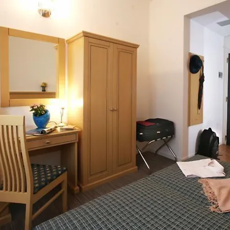 Hotel Mary-2