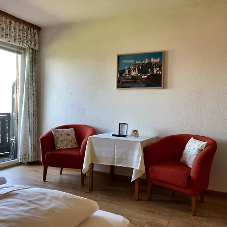 Hotel Schöne Aussicht-3
