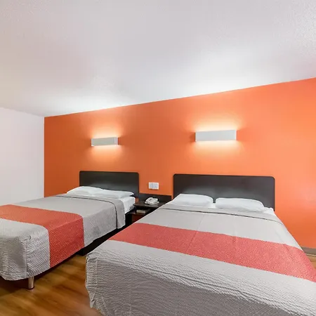 Motel 6-Oklahoma City, Ok - Bricktown-2