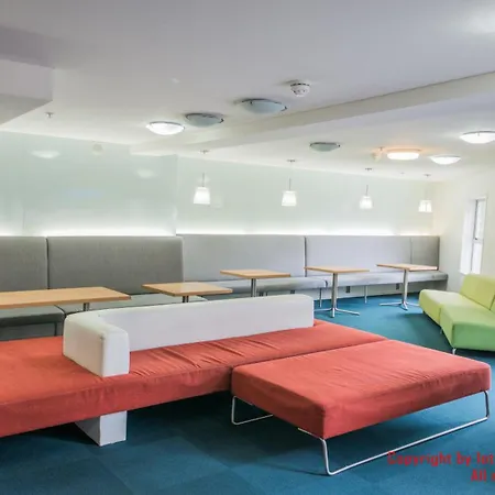 Columbia Apartments-2