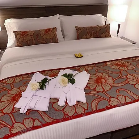 Az Hotel-2