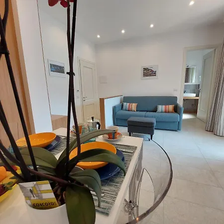 Mistral Luxury Suites-3