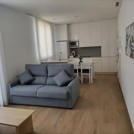 Iberflat Apartamentos Trinidad-2