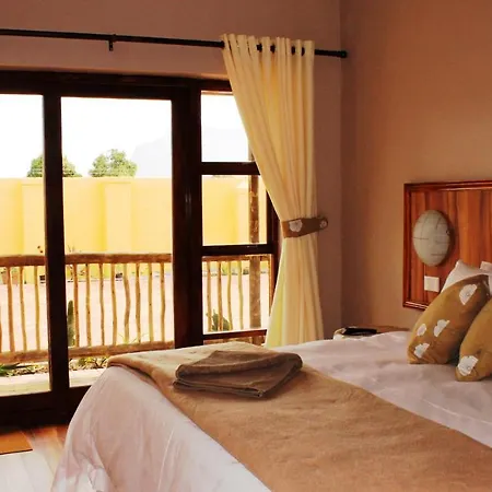 Flintstones Guest House Cape Town-2