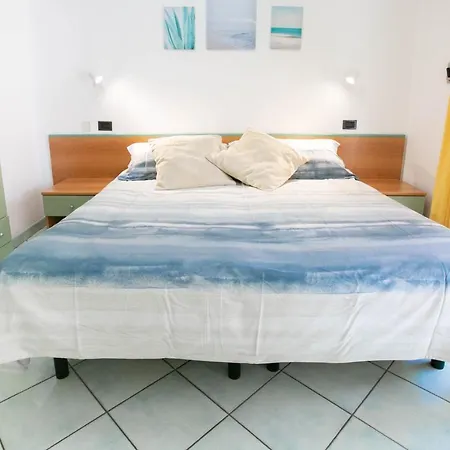 Residence Villa Dei Pini-3