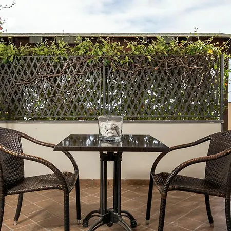 Monte Solaro Bed&Breakfast-3