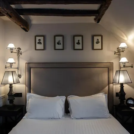 Hotel Saint-Louis en L'Isle-2