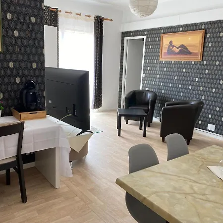 Hotel De Thau-3